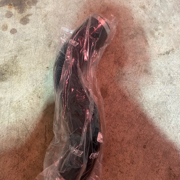 Silicone Throttle Body Hose - Picture 2 of 3